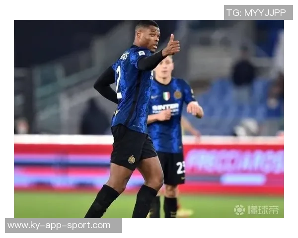 邓弗里斯脚踝疼痛加剧或需手术治疗意天空报道引发关注 邓弗里斯脚踝疼痛加剧或需手术治疗意天空报道引发关注