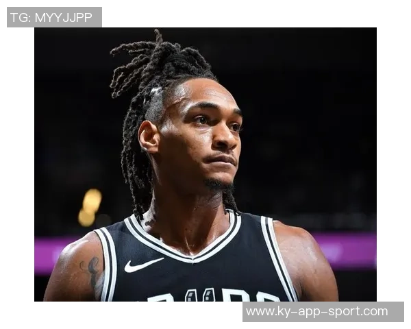 瓦塞尔表现出色8投4中贡献10分3篮板4助攻正负值高达25全场最佳 瓦塞尔表现出色8投4中贡献10分3篮板4助攻正负值高达25全场最佳