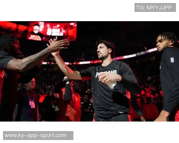 阿夫迪亚状态火热全明星梦近在咫尺场均26分7板9助表现惊艳 阿夫迪亚状态火热全明星梦近在咫尺场均26分7板9助表现惊艳