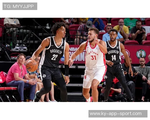 齐心协力!莫布里半场表现抢眼贡献双十一米切尔稳定输出助力球队争胜 齐心协力!莫布里半场表现抢眼贡献双十一米切尔稳定输出助力球队争胜